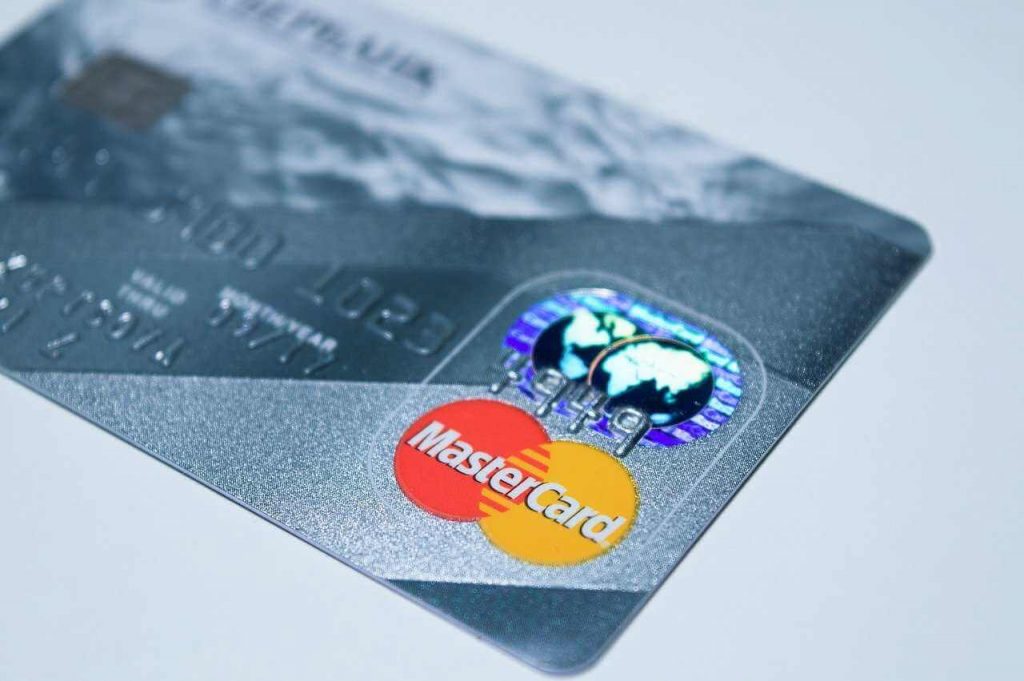 Porównywarka kart kredytowych